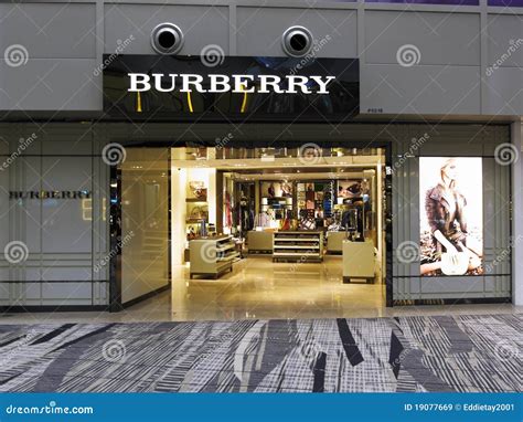 vragen om te werken in luxury burberry travel retail|burberry careers.